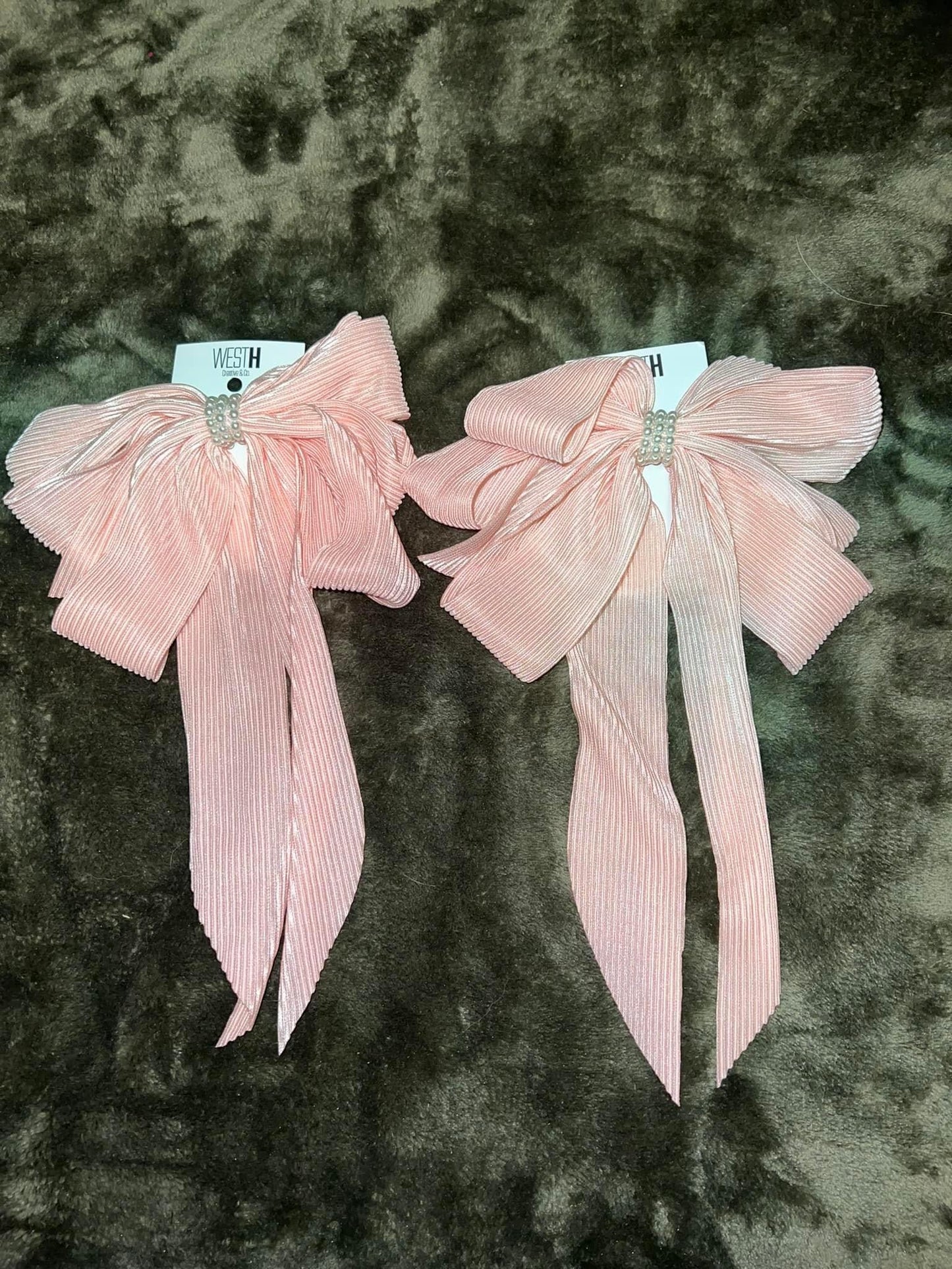 Pink Pearl Hair Bow