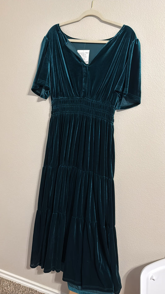 Evergreen Velvet Short Sleeve Tiered Maxi Dress