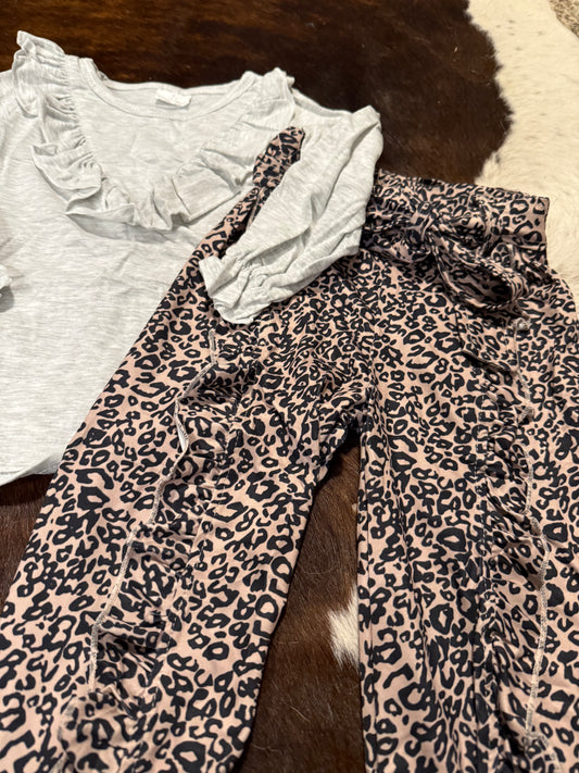 Girls Longsleeve Leopard Pants Set